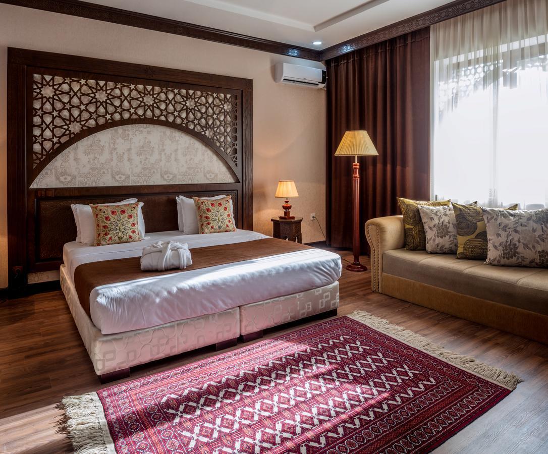 Orient Star Hotel Samarkand Exteriör bild